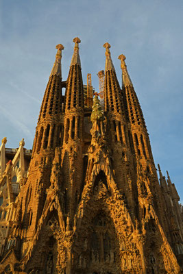 Sagrada Familia, Geburtsfassade