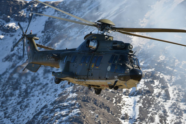 Fliegerschießen Axalp, Schweiz 2017 - Nikon D800 / Nikkor 200-500/5.6