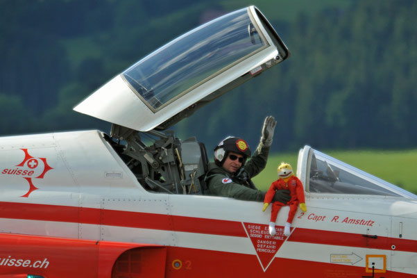 F-5 Tiger II mit Maskottchen "Flat Eric", Patrouille Suisse, Airpower, Zeltweg 2011