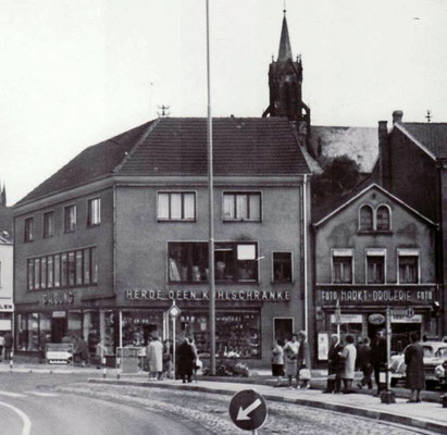 Dudweiler Marktplatz in den 1960er Jahren
