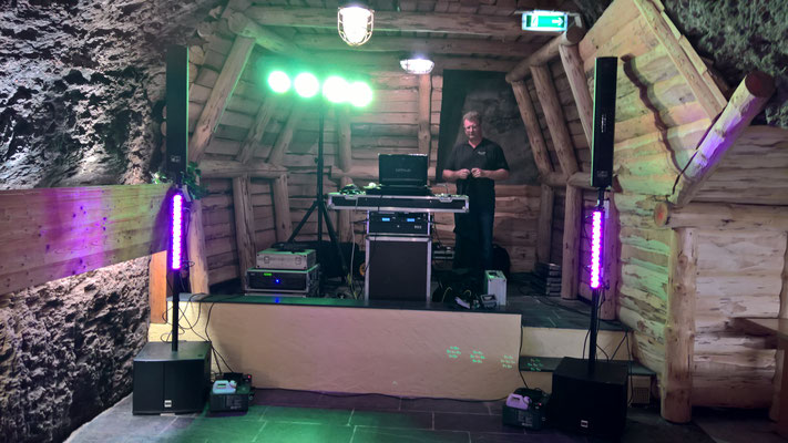 Sound - Mix DJ Team @ Felsenkeller Lay Haus Limbach Oberfrohna