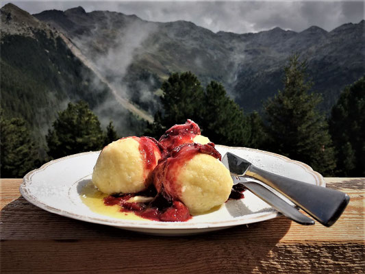 Was besonderes: Zwetschkenknödel