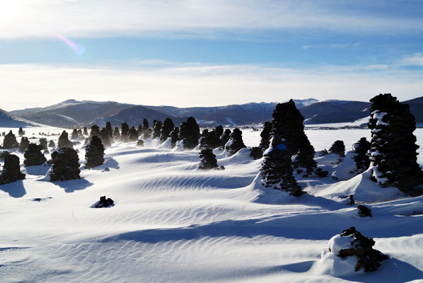 Stone Piles at the Shore of Tsagaan Nuur (White Lake)