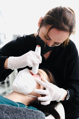CC Eye - Augenringe aufhellen - Augenringe kaschieren - Permanent Concealer -  Behandlung gegen Augenringe - Tirol