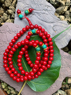 5. Mala aus rotem Quarz, wie Koralle  40,00 €  