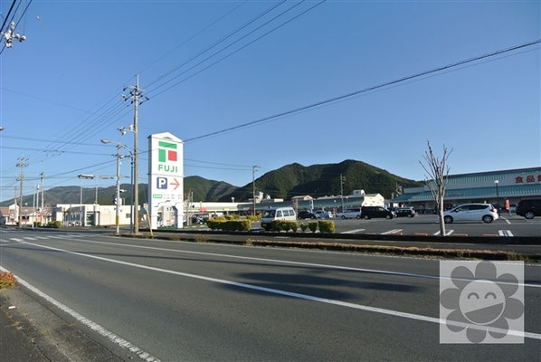 スーパー（フジ）