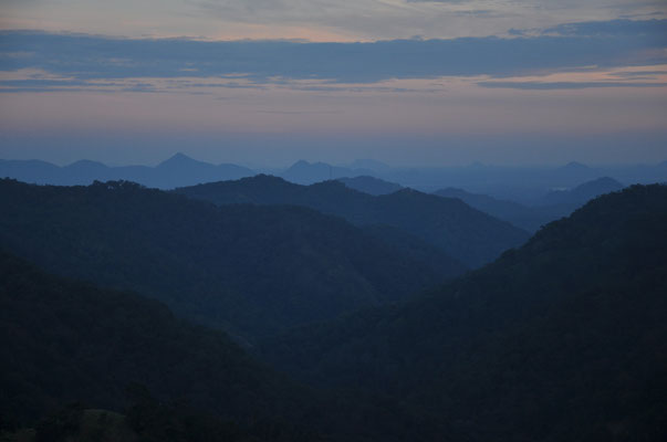 Landschaft im Morgengrauen