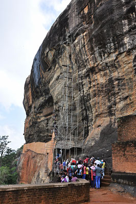 Aufstieg auf den Löwenfelsen Sigiriya