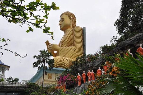 Buddhastatue in Dambulla
