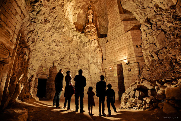 Grottes de Naours