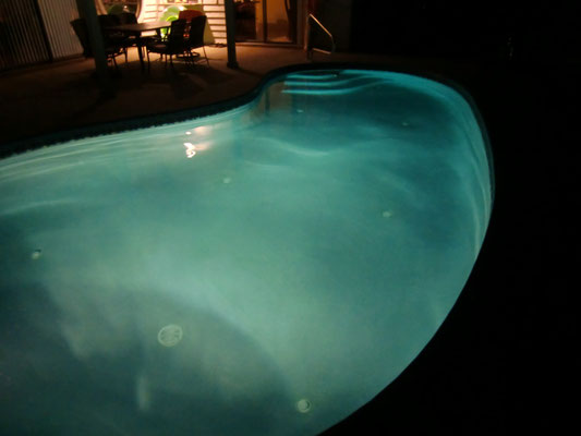 Pool by night Villa Belly