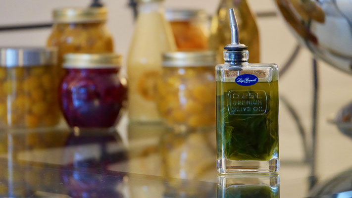 Huile d'olive au basilic