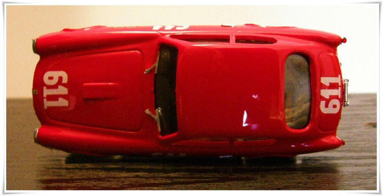 Progetto K 1:43 - Confezione Mille Miglia - Ferrari 250S Berlinetta Vignale - Edizione Numerata
