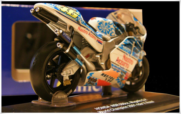 Protar 1:22 - Honda NSR 500 - GP Mugello 2001 - Valentino Rossi