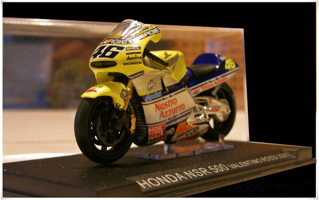 1:24 - Honda NSR 500 - 2001 - Valentino Rossi