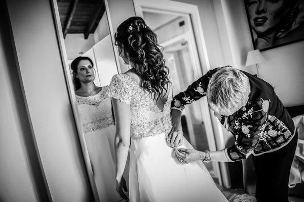 MCWED Foto e Video fotografo matrimonio Pavia: preparativi sposa