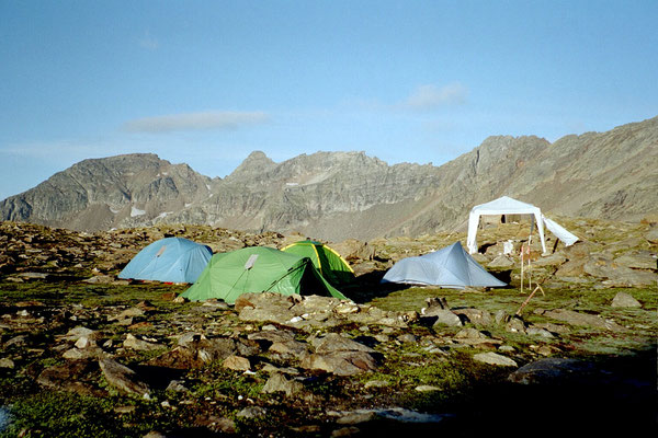 Biwak, Leventina, Tessin, Schweiz.