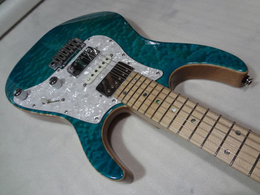 RY GUITAR キルトメイプルトップ Trans Denim オールラッカー RY