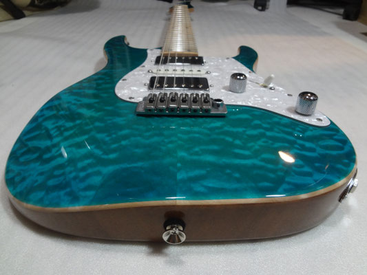 キルトメイプルHSH24FトランスブルーPG - ギターオーダーメイド承り