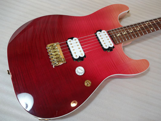 Ry Guitar セミホロウ ギター ワンオフ SuhrPU オーダー キルト Ry Guitar セミホロウ ギター ワンオフ SuhrPU オーダー キルト