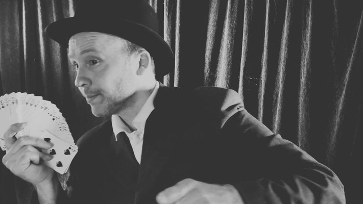 Stevie le magicien pour enfants à Paris- 