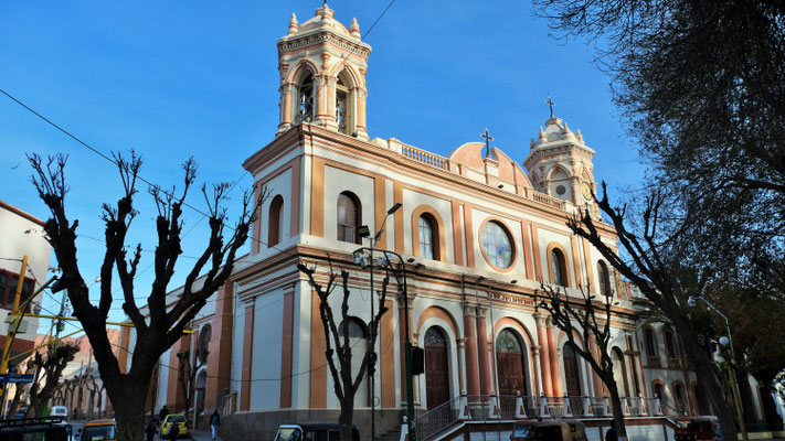 ... mit der grossen Kirche