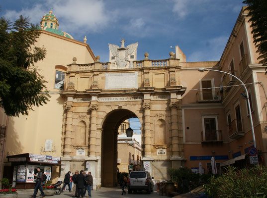 Eines der Tore zur Altstadt von Marsala