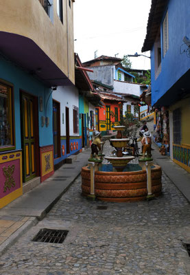 Wunderschöne Gässchen in Guatape