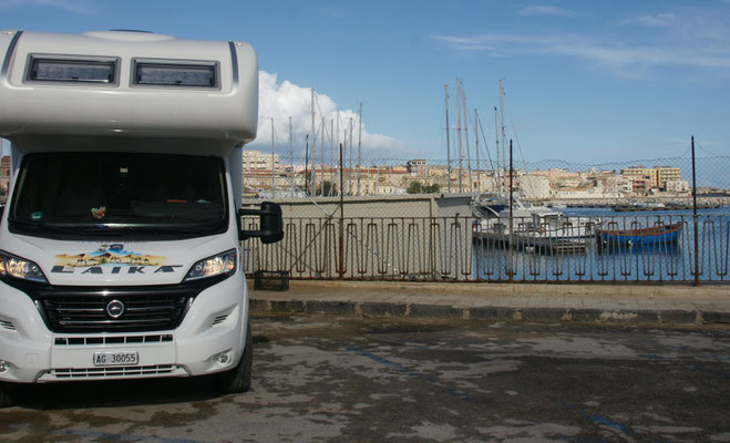 Unser Stellplatz auf der Halbinsel Ortigia/ Siracusa