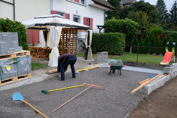 Für einmal früh um 07.00 Uhr auf den Beinen und am Werken.