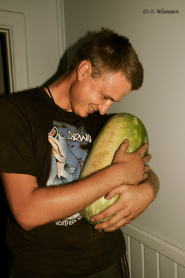Jan is falling in love with his watermelon baby...
