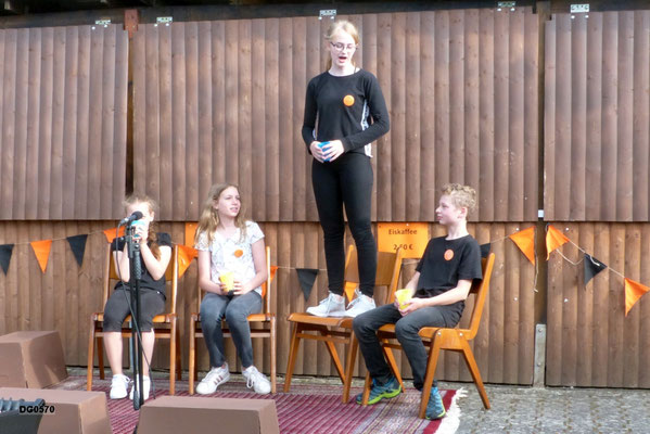 Unsere Theater-Kids mit dem selbstgeschriebenen Theaterstück über Adolph Kolping