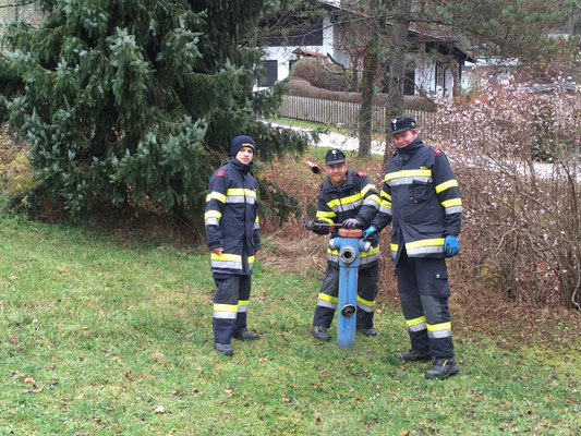 Für unsere jungen Kameraden eine gute Möglichkeit sich die Standorte unsere Hydranten einzuprägen