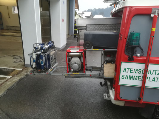 In unserem KRFA befindet sich das hydraulische Rettungsset inkl. jeglichem Zubehör