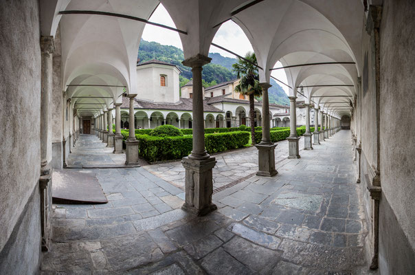 Stiftskirche San Lorenzo Chiavenna, Italien