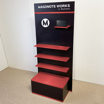 シューズ展示什器
