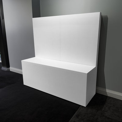DT04 バックパネル付き展示台