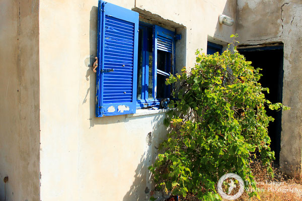 A Greek shack