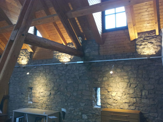 Lichtplanung für eine  Galerie in einer umgebauten Scheune, Berndorf / Eifel