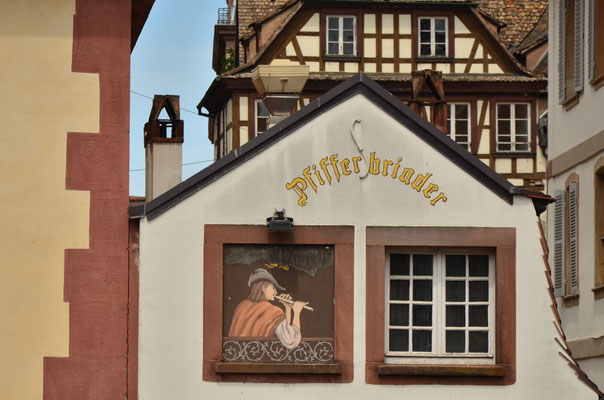 Joueur de flûte à sa fenêtre (Strasbourg)
