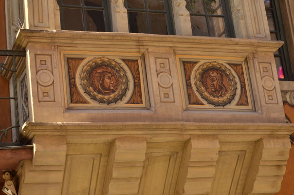 Oriel de la maison Goll