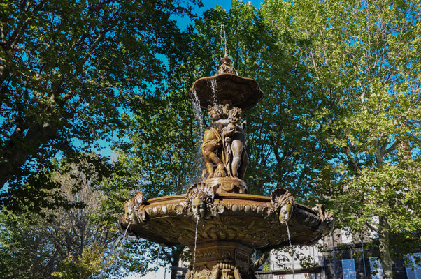Fontaine place Delille, Clermont-Ferrand, France