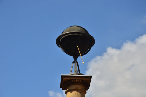 Sommet de la colonne Lambert