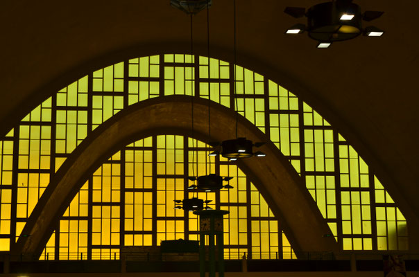 Intérieur des halles de Reims