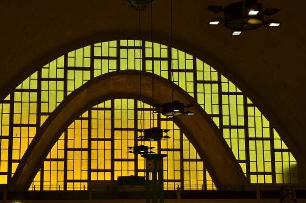 Intérieur des halles de Reims
