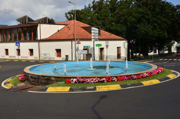 Rond-point aux jets d'eau (Santa Cruz, Madère)