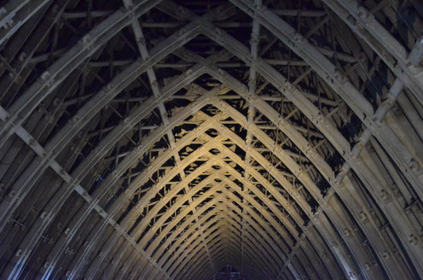 Charpente en béton de la cathédrale de Reims