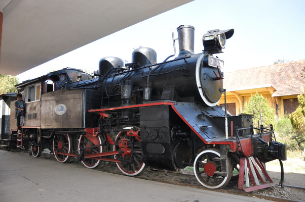Monter dans une locomotive (Vietnam)