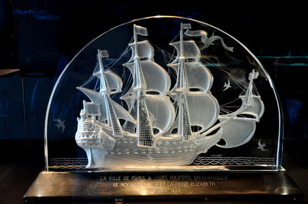 Verrerie Décor de table (Musée Lalique, Wingen sur Moder, Alsace)