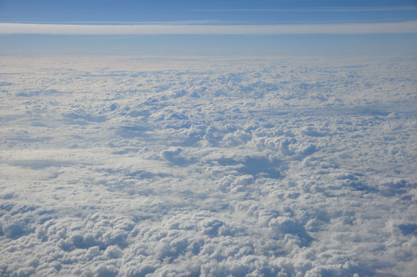 Mer de nuages (vue aérienne)  Juillet 2014